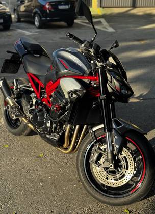 KAWASAKI Z900 KAWASAKI Z900